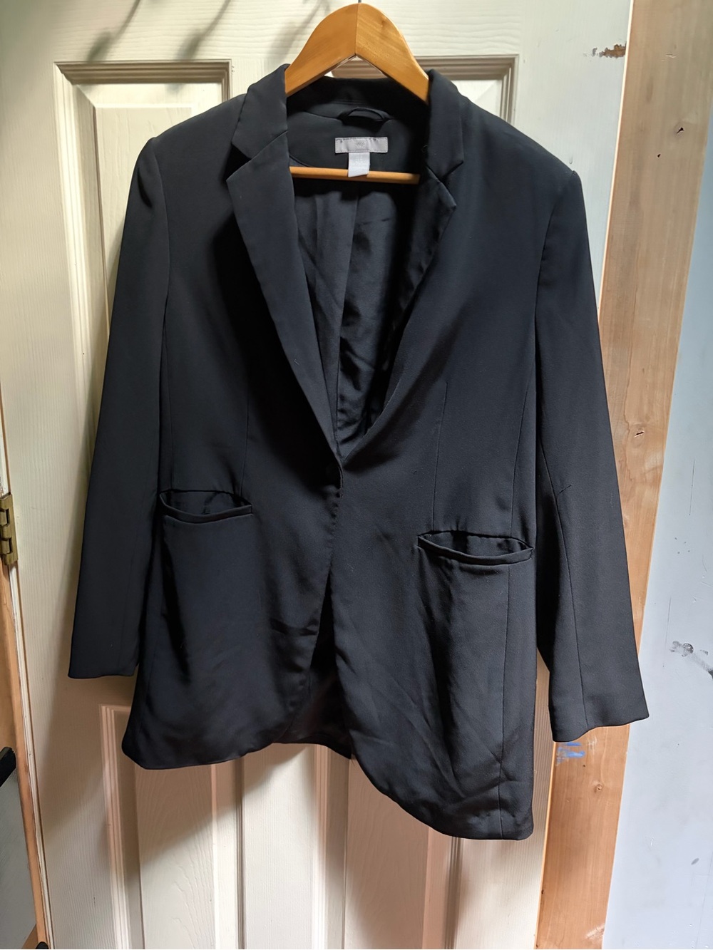 H&M Black Women's Single-Button Blazer